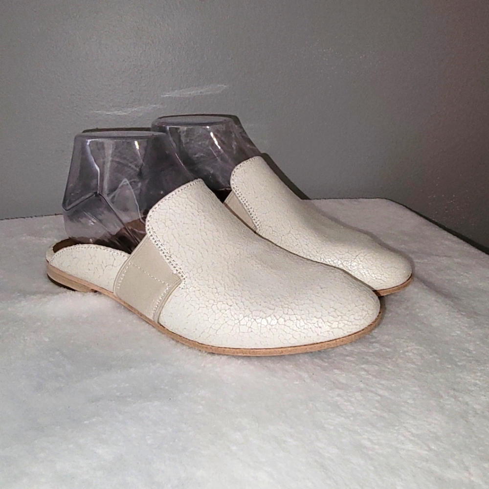 Frye women's Terri Core Crackled Leather Mules Slide On shoes